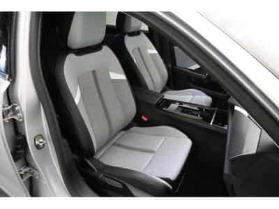 Opel Astra L Elegance (2024) - Photo 12