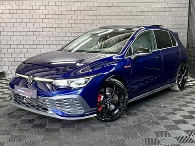 VW Golf GTI Clubsport 2.0 TSI 300 CV DSG7 *PANO*ACC* *CAM* (2024) - Photo 1