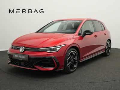 VW Golf VIII 1.5 eTSI R-Line (2025) - Photo 1