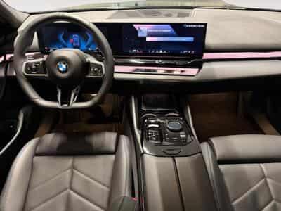 BMW 520 PACK M (2025) - Photo 9