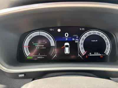 Toyota Corolla Dynamic 2,0 + Safety Pack (2024) - Photo 8