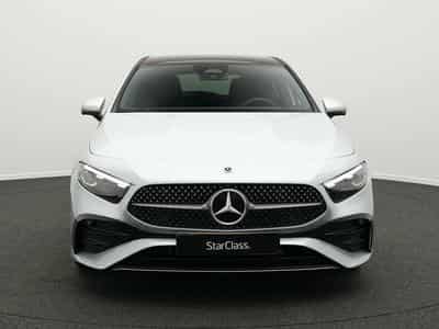 Mercedes A 180 Kompaktlimousine (2025) - Photo 2