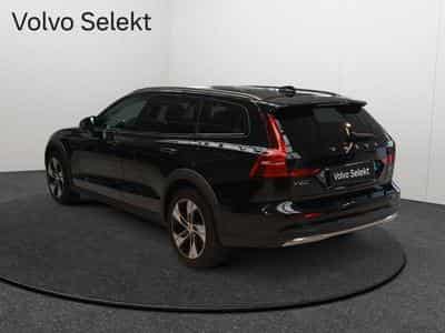 Volvo V60 B4 Plus Dark / Diesel (2023) - Photo 5