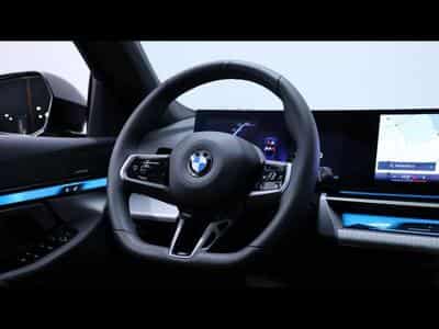 BMW 520 i Touring M SPORT (2025) - Photo 14