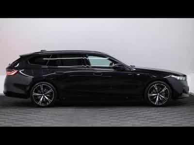 BMW 520 i Touring M SPORT (2025) - Photo 3