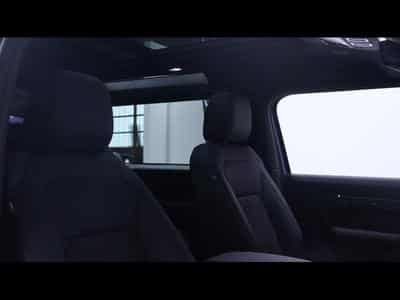 Land-Rover Defender 90 D200 X-Dynamic SE AWD Auto (2026) - Photo 11