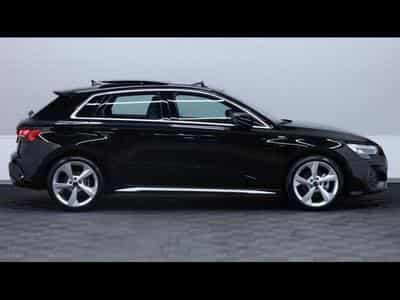 Audi A3 Sportback 35 TFSI 150 S-Line (2025) - Photo 4