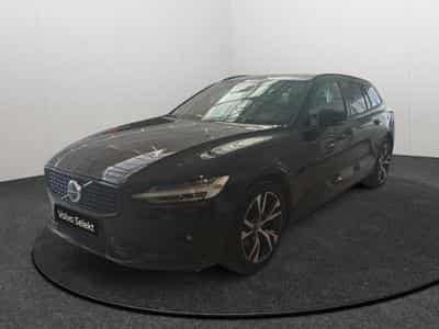 Volvo V60 B4 Plus Dark / Essence (2025) - Photo 1