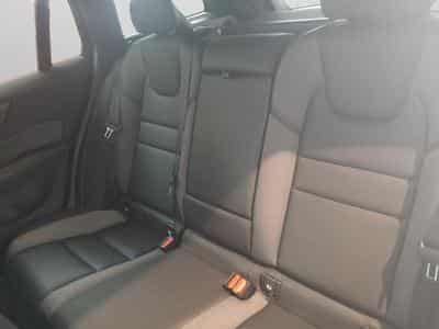 Volvo V60 B4 Plus Dark / Essence (2025) - Photo 12