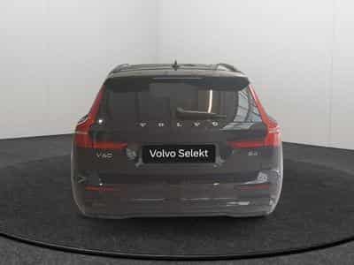 Volvo V60 B4 Plus Dark / Essence (2025) - Photo 3