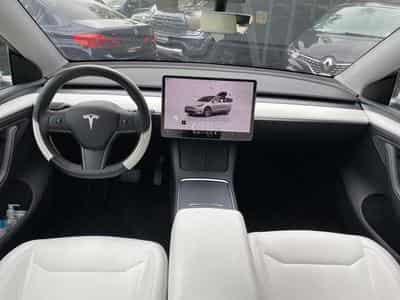 Tesla Model Y Model Y RWD garantie constructeur 02/28 (2024) - Photo 8