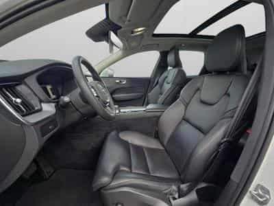 Volvo XC60 B4 Ultimate Bright / Essence (2022) - Photo 12