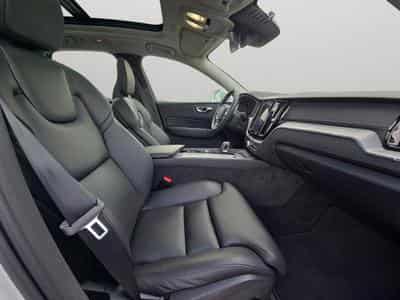 Volvo XC60 B4 Ultimate Bright / Essence (2022) - Photo 14
