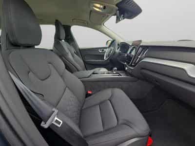 Volvo XC60 B5 Core / Essence (2025) - Photo 14