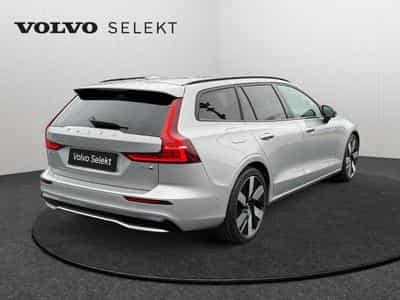 Volvo V60 T6 Plus Dark / Hybride (2024) - Photo 2