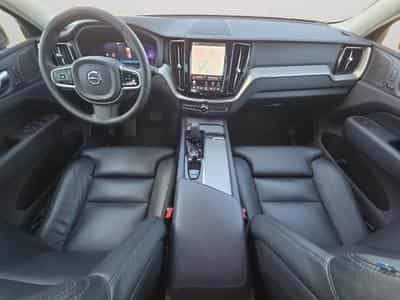 Volvo XC60 B4 Plus Dark / Essence (2024) - Photo 3