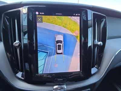 Volvo XC60 B4 Plus Dark / Essence (2024) - Photo 9