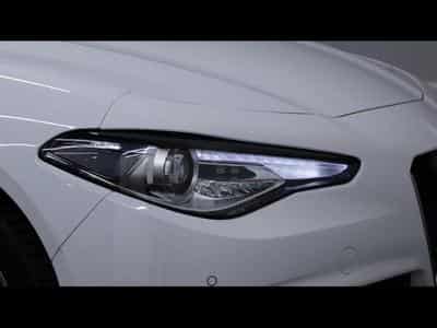 Alfa-Romeo Giulia 2.2 JTD 160 Auto (2022) - Photo 8