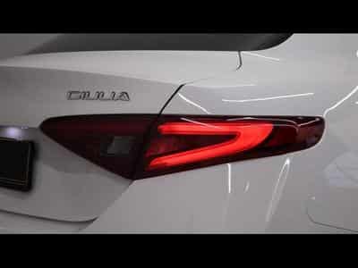 Alfa-Romeo Giulia 2.2 JTD 160 Auto (2022) - Photo 9
