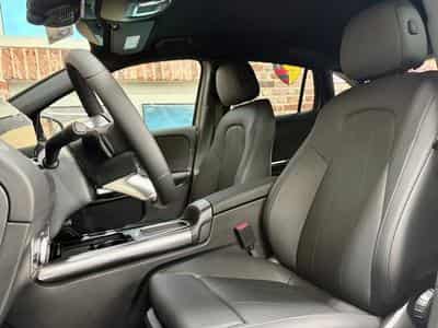 Mercedes GLA 250 GLA 250e 1.3 Hyb-Ess 218cv Auto PROGRESSIVE-LINE (2025) - Photo 5