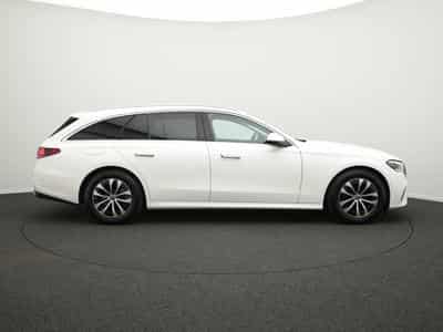 Mercedes E 200 T-Modell Digital+AHK+360°+Memo+Apple (2025) - Photo 5