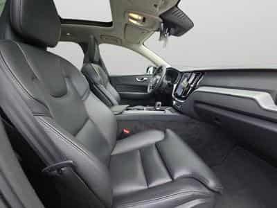 Volvo XC60 B4 Plus Dark / Essence (2024) - Photo 15