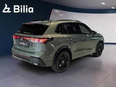 VW Tiguan 2.0 TSI 4Motion R-Line 265 (2025) - Photo 15