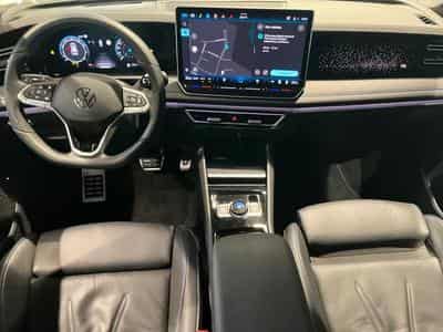 VW Tiguan 2.0 TSI 4Motion R-Line 265 (2025) - Photo 8