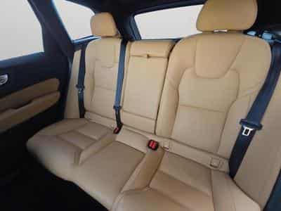 Volvo XC60 B5 AWD Ultra Dark / Essence (2025) - Photo 13