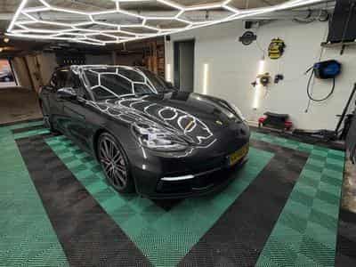Porsche Panamera Panamera Sport Turismo 4 E-Hybrid (2018) - Photo 2