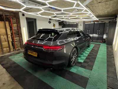 Porsche Panamera Panamera Sport Turismo 4 E-Hybrid (2018) - Photo 4