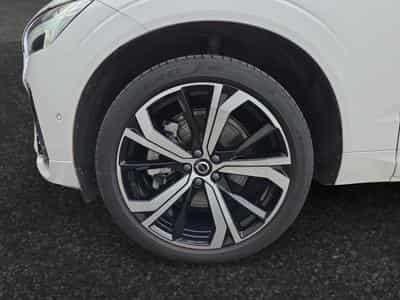 Volvo XC60 B4 Plus Dark/ Essence (2024) - Photo 14