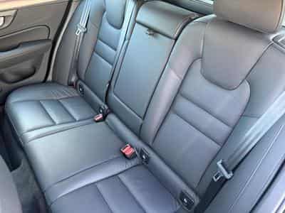Volvo V60 B4 Core / Essence (2025) - Photo 13