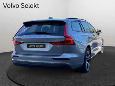 Volvo V60 B4 Core / Essence (2025) - Photo 2