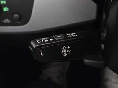 Audi A4 AVANT 30TDI ATTRACTION S-TRONIC (2022) - Photo 12