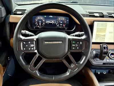 Land-Rover Defender 90 D300 X-Dynamic HSE (2023) - Photo 11