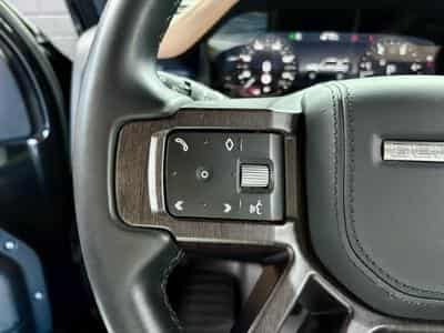Land-Rover Defender 90 D300 X-Dynamic HSE (2023) - Photo 12