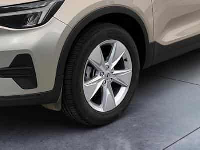 Volvo XC40 -21% T2 129ch Essential Geartronic 8 (2024) - Photo 8
