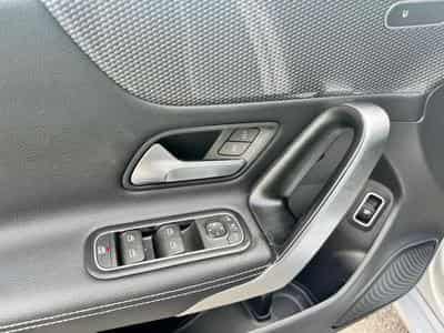 Mercedes CLA 180 Progressive Line jusqu'à 48 mois de garantie (2023) - Photo 9