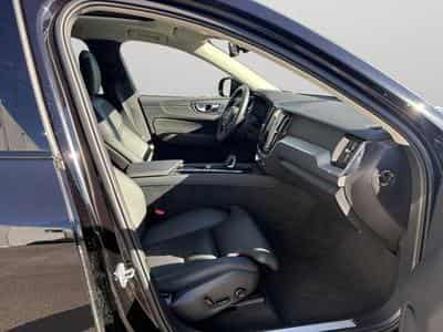 Volvo XC60 T8 Plus Dark / Hybride KIT HIVER INCLUS (2025) - Photo 15