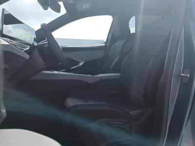 Peugeot 3008 1.2 HYBRID 145 ALLURE E-DCS6 (2025) - Photo 10