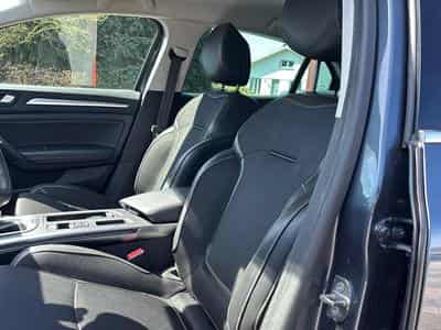 Renault Megane 1.5 BLUE DCI 115 TECHNO EDC (2023) - Photo 12