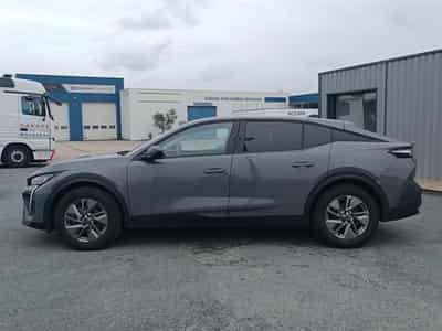 Peugeot 408 HYBRID 145 ALLURE E-DCS6 (2024) - Photo 8