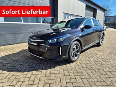 Kia Xceed Standard (2026) - Photo 1