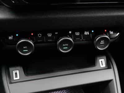 Citroën C4 1.2 130 Auto Max (2025) - Photo 14