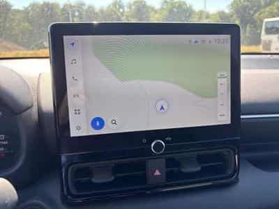 Toyota Yaris IV (2024) - Photo 13