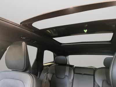 Volvo XC60 T6 Plus Dark / Hybride KIT HIVER INCLUS (2025) - Photo 14