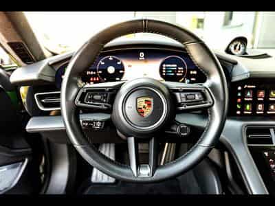 Porsche Taycan TURBO CROSS TURISMO (680 CH) – MAMBA GREEN METALLIC - APPROV (2022) - Photo 12