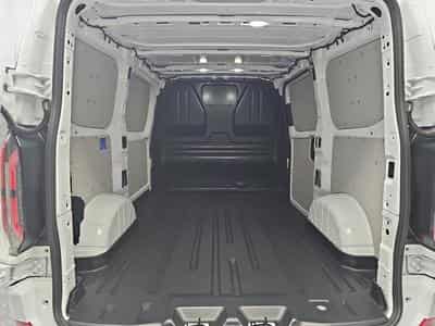 Ford Transit 2.0 ECOBLUE 170 BVA L1H1 Sport (2026) - Photo 13