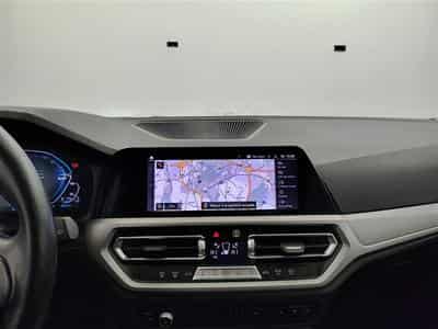 BMW 320 320eA PHEV Business NAVI/FULL LED/JA/PDC (2021) - Photo 11